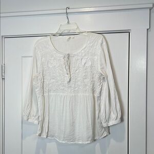 GAP White Tie Front Peplum Blouse size large.